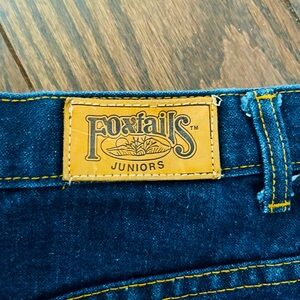 Vintage Foxtail Juniors dark wash denim skirt.